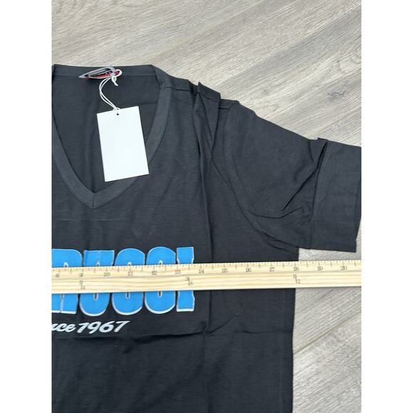 NWT Fiorucci Womens Black Blue Big Letter Logo Graphic Tshirt V Neck Size Small - Picture 4 of 8